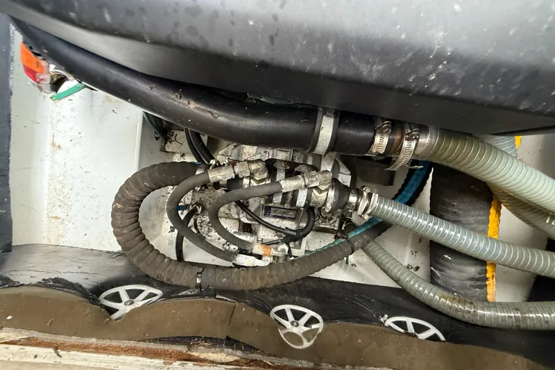 Slide: The Image of Volvo Engine STBD - 129