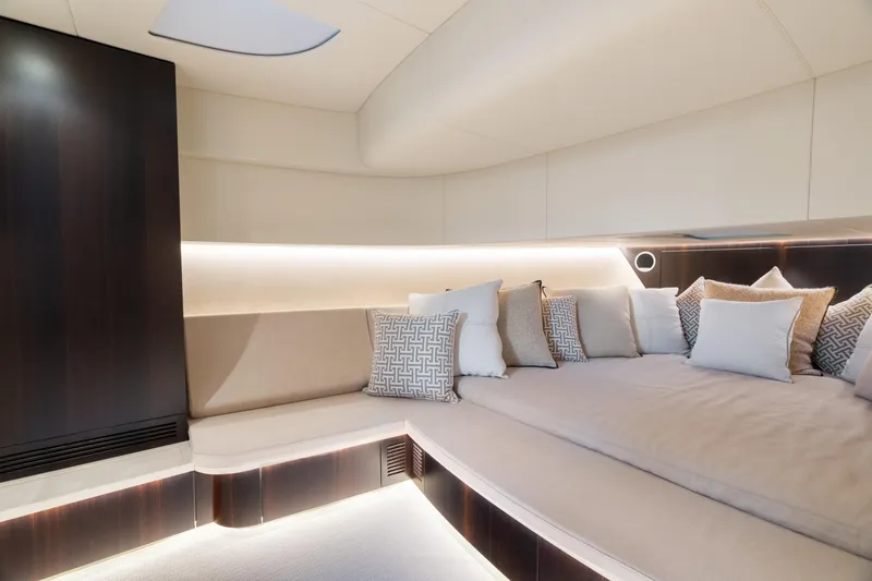 Slide: The Image of CNM CONTINENTAL 54 SuperSport 2024 - 52