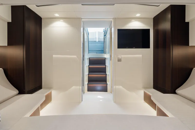 Slide: The Image of CNM CONTINENTAL 54 SuperSport 2024 - 53