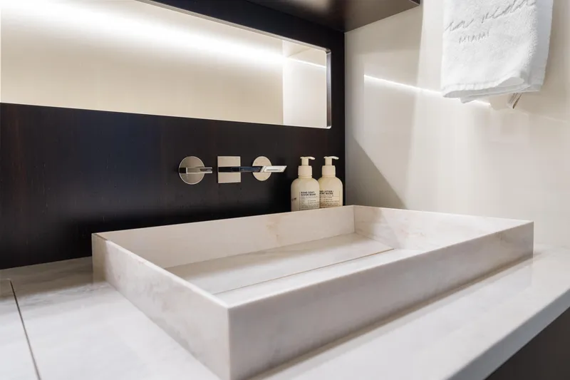 Slide: The Image of CNM CONTINENTAL 54 SuperSport 2024 - 55