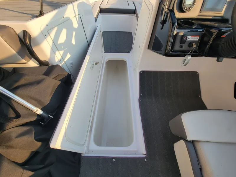 Slide: The Image of Yamaha AR190 2022 - 15