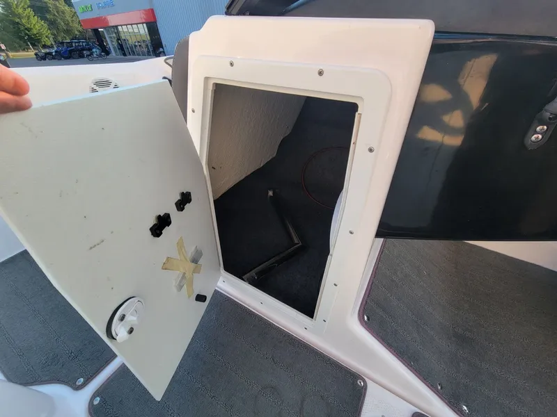 Slide: The Image of Yamaha AR190 2022 - 17