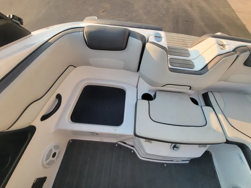 Slide: The Image of Yamaha AR190 2022 - 21