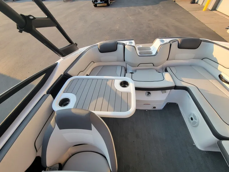 Slide: The Image of Yamaha AR190 2022 - 26