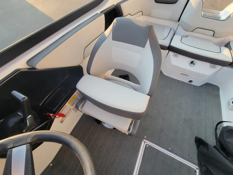 Slide: The Image of Yamaha AR190 2022 - 27