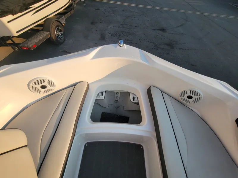 Slide: The Image of Yamaha AR190 2022 - 31