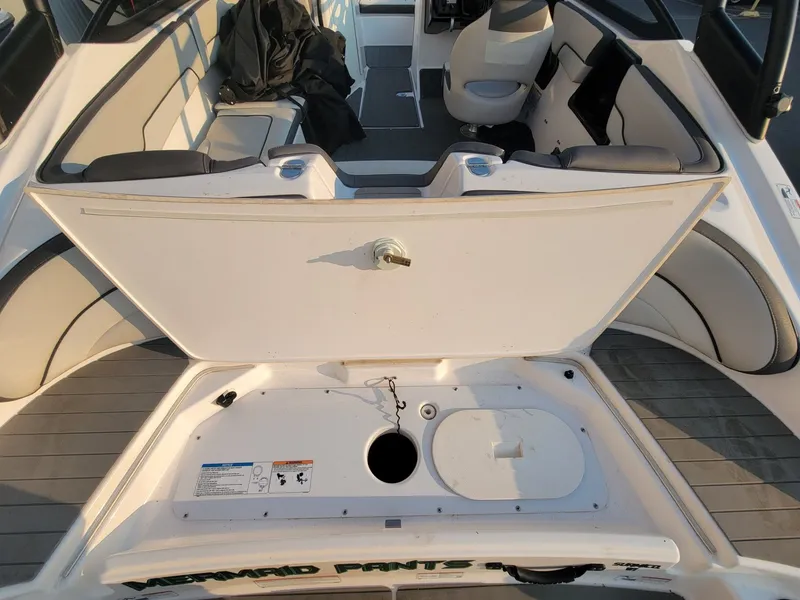 Slide: The Image of Yamaha AR190 2022 - 33