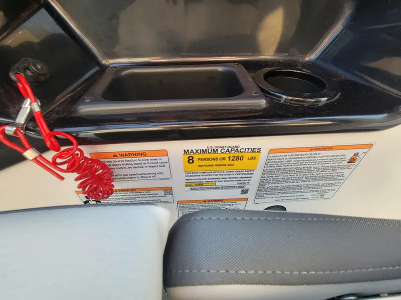 Slide: The Image of Yamaha AR190 2022 - 34