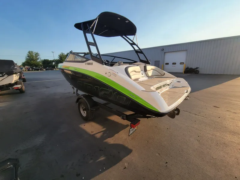 Slide: The Image of Yamaha AR190 2022 - 4