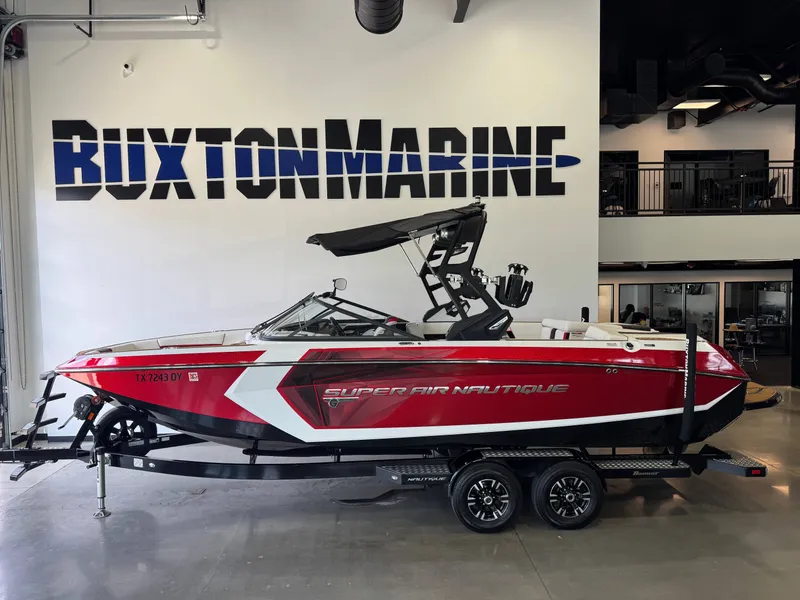 Slide: The Image of Nautique Super Air Nautique G25 2018 - 1