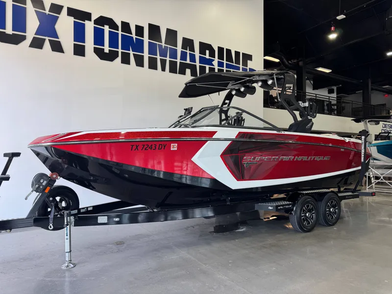 Slide: The Image of Nautique Super Air Nautique G25 2018 - 3