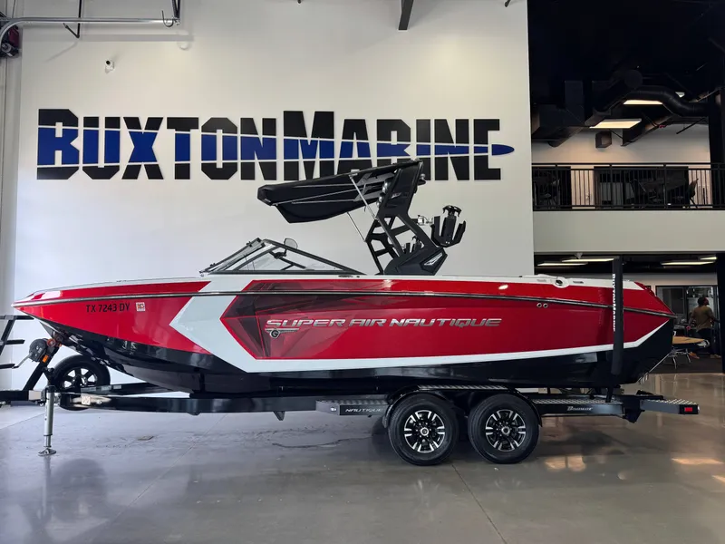 Slide: The Image of Nautique Super Air Nautique G25 2018 - 4
