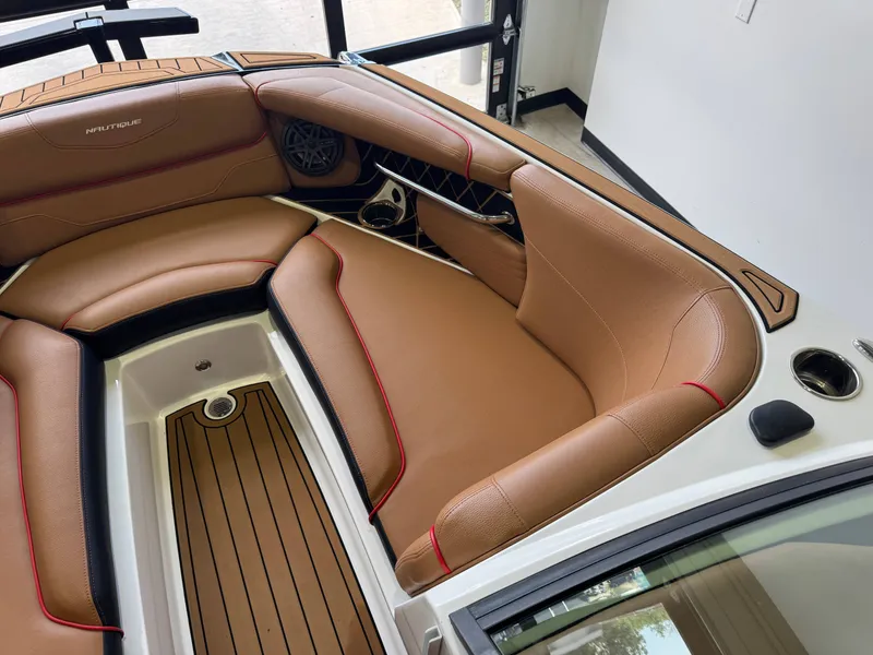 Slide: The Image of Nautique Super Air Nautique GS22 2019 - 18