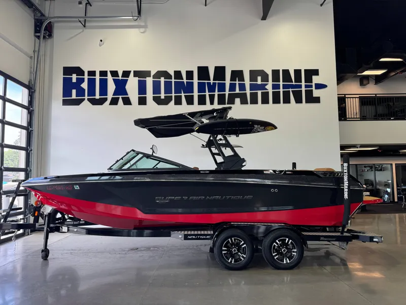 Slide: The Image of Nautique Super Air Nautique GS22 2019 - 4