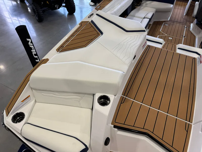 Slide: The Image of Correct Craft Super Air Nautique G23 2025 - 12