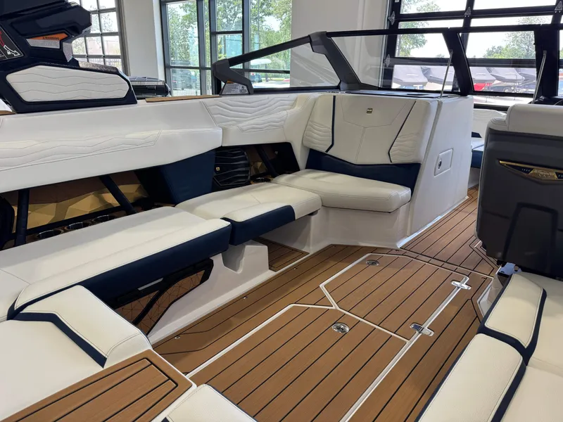 Slide: The Image of Correct Craft Super Air Nautique G23 2025 - 14