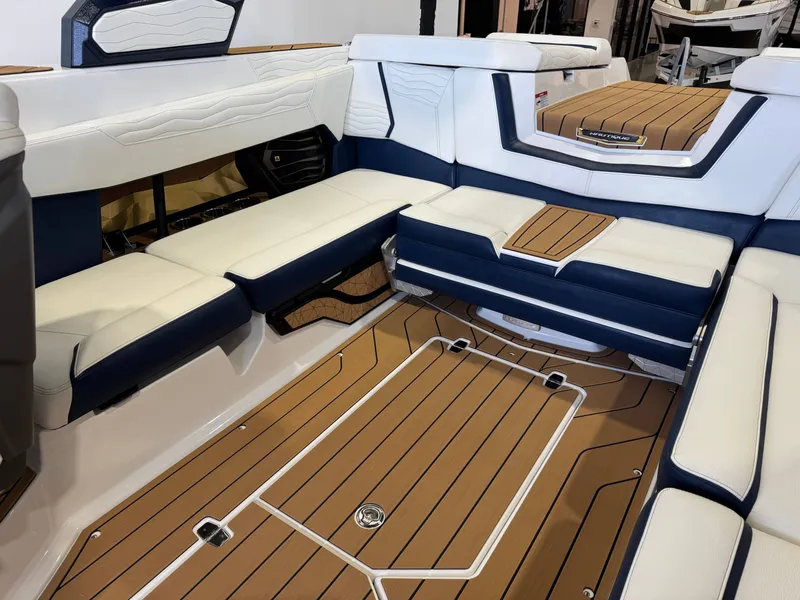 Slide: The Image of Correct Craft Super Air Nautique G23 2025 - 15