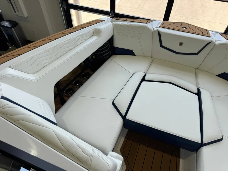 Slide: The Image of Correct Craft Super Air Nautique G23 2025 - 19