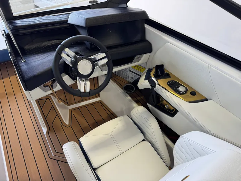 Slide: The Image of Correct Craft Super Air Nautique G23 2025 - 27