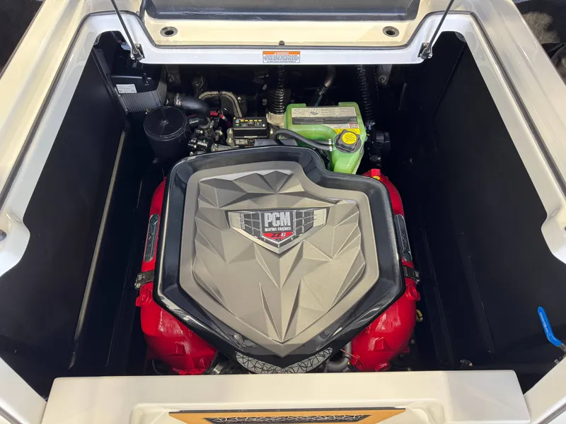 Slide: The Image of Correct Craft Super Air Nautique G23 2025 - 30