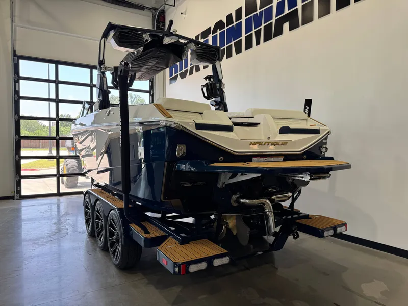 Slide: The Image of Correct Craft Super Air Nautique G23 2025 - 5