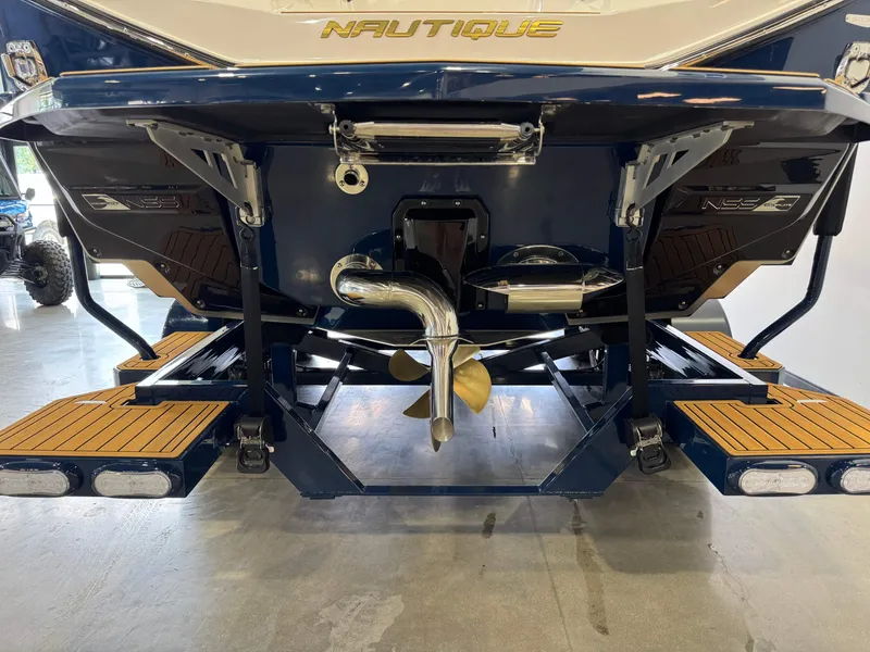 Slide: The Image of Correct Craft Super Air Nautique G23 2025 - 7