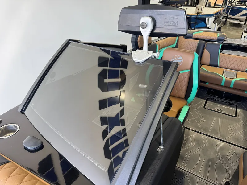 Slide: The Image of Tigé 23ZX 2023 - 20