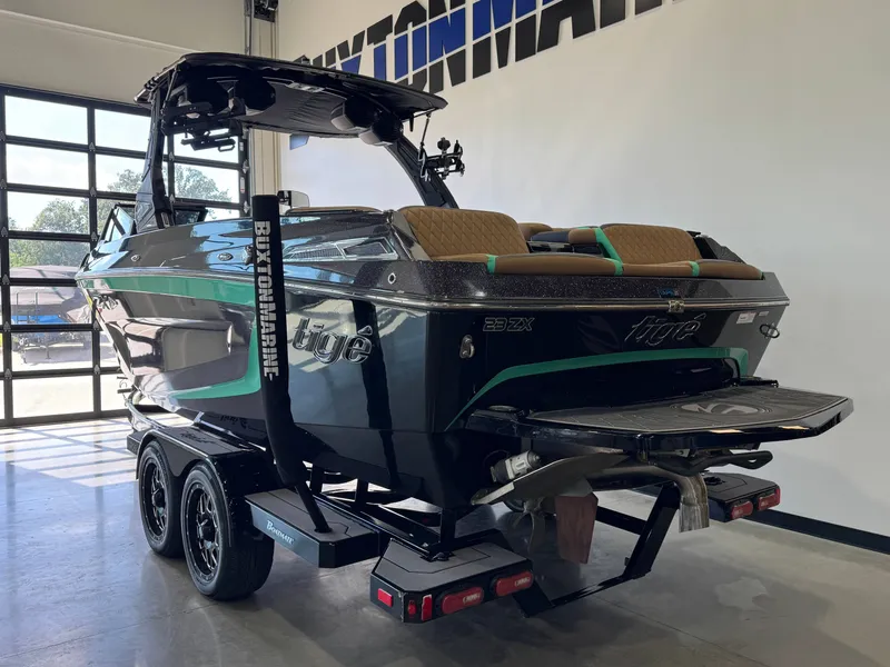 Slide: The Image of Tigé 23ZX 2023 - 5