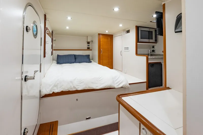 Slide: The Image of Luxurious cabin interior of 2016 Grand Banks 72 Aleutian RP yacht. - 131
