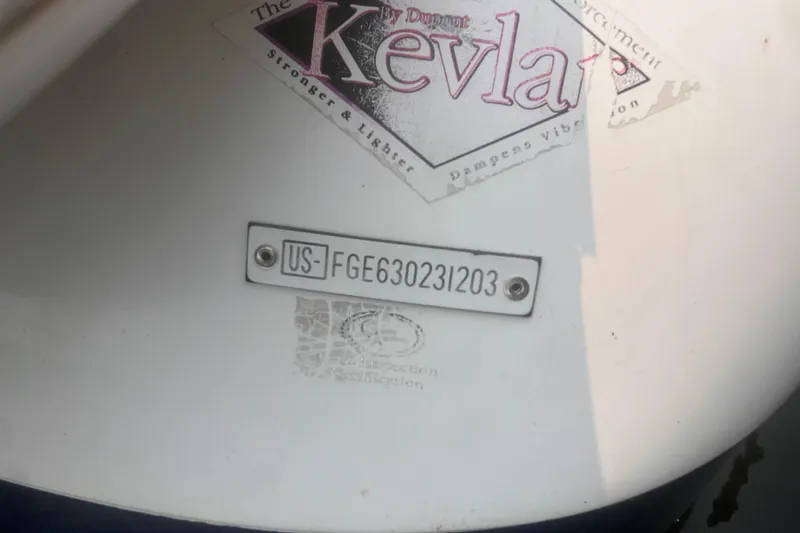 Slide: The Image of Hull identification number on a 2003 Cobalt 263 boat with Kevlar reinforcement. - 32