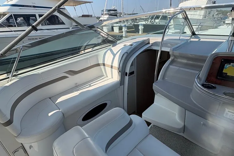 Slide: The Image of 2001 Formula 400ss boat bathroom with toilet and sink. - 14