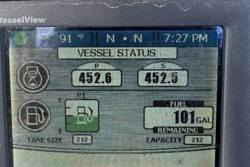 Slide: The Image of VesselView display showing vessel status, fuel level, and temperature, Concept 32, 2012. - 15