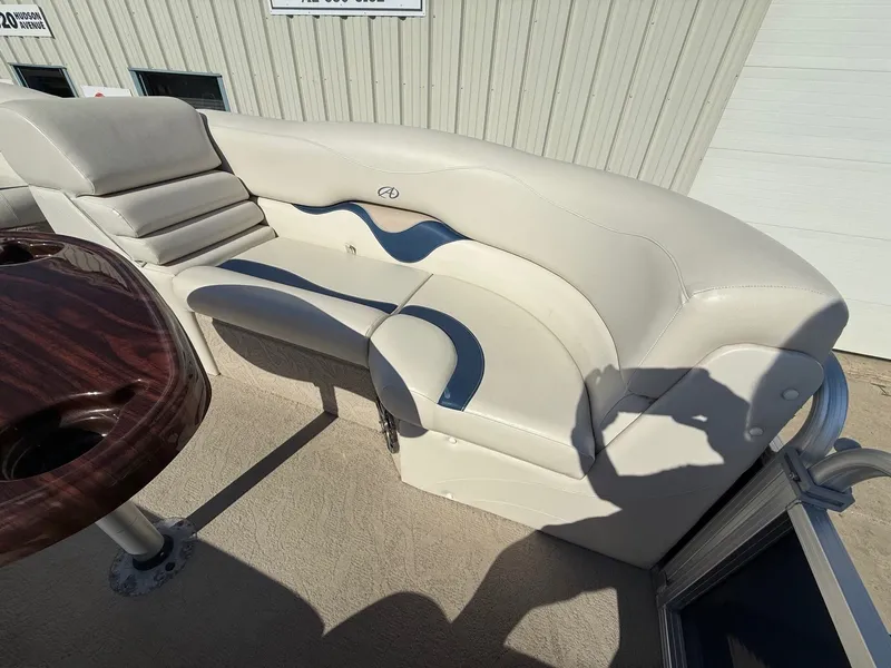 Slide: The Image of Avalon C RL - 26' 2013 - 14