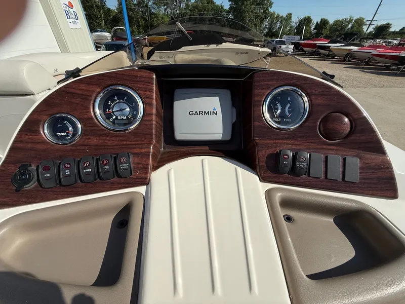 Slide: The Image of Avalon C RL - 26' 2013 - 16