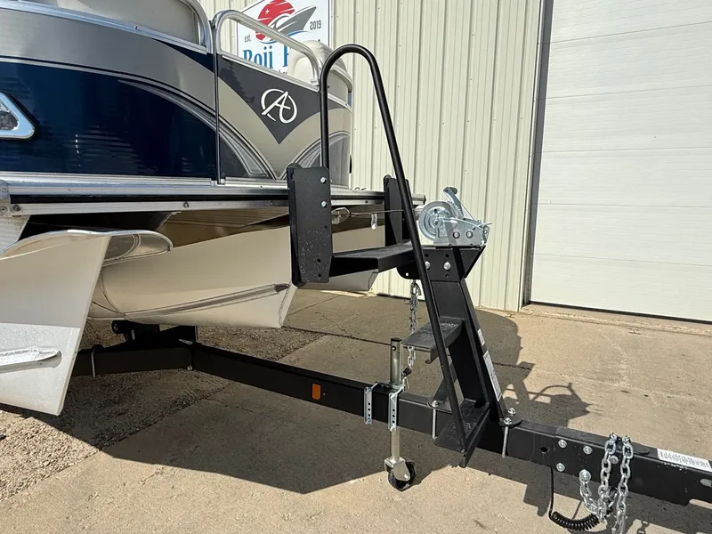 Slide: The Image of Avalon C RL - 26' 2013 - 31