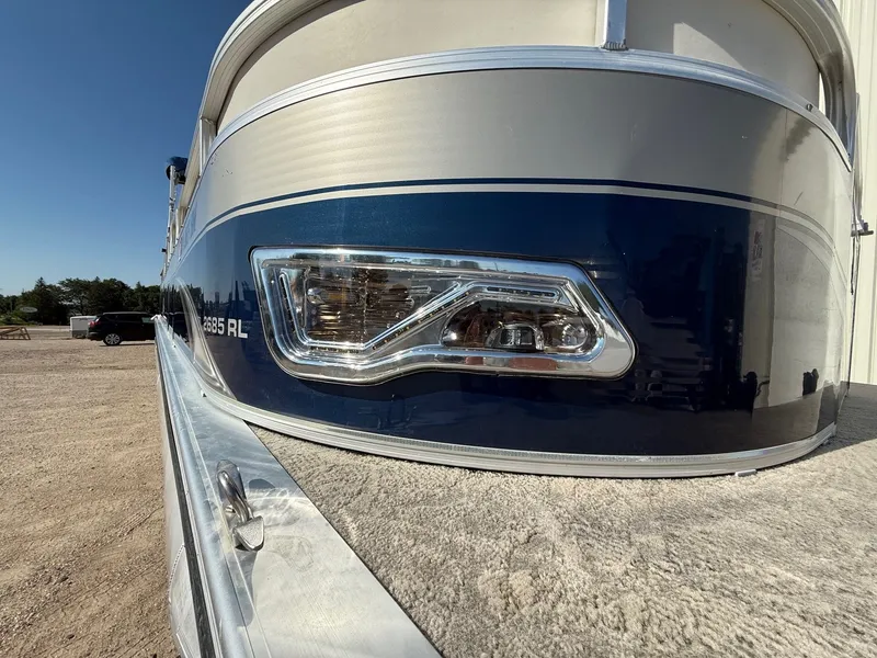 Slide: The Image of Avalon C RL - 26' 2013 - 4