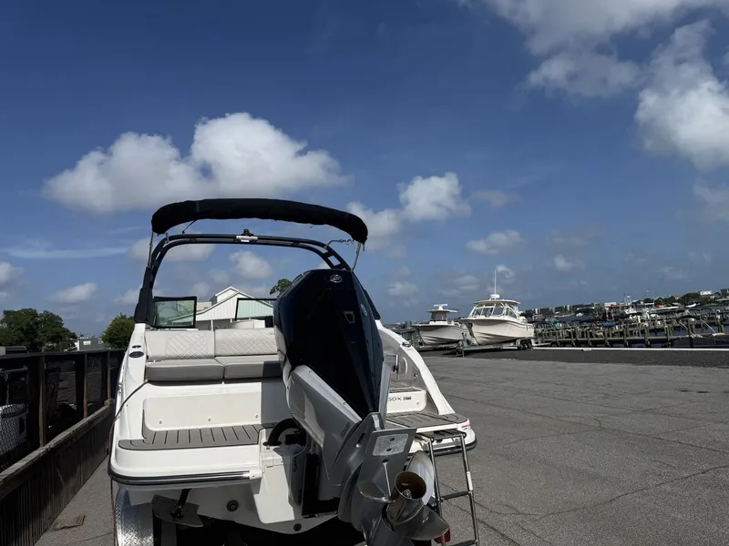 Slide: The Image of Sea Ray SDX 250 Outboard 2026 - 3