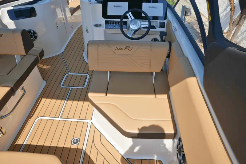 Slide: The Image of Sea Ray SDX 230 Surf 2026 - 11