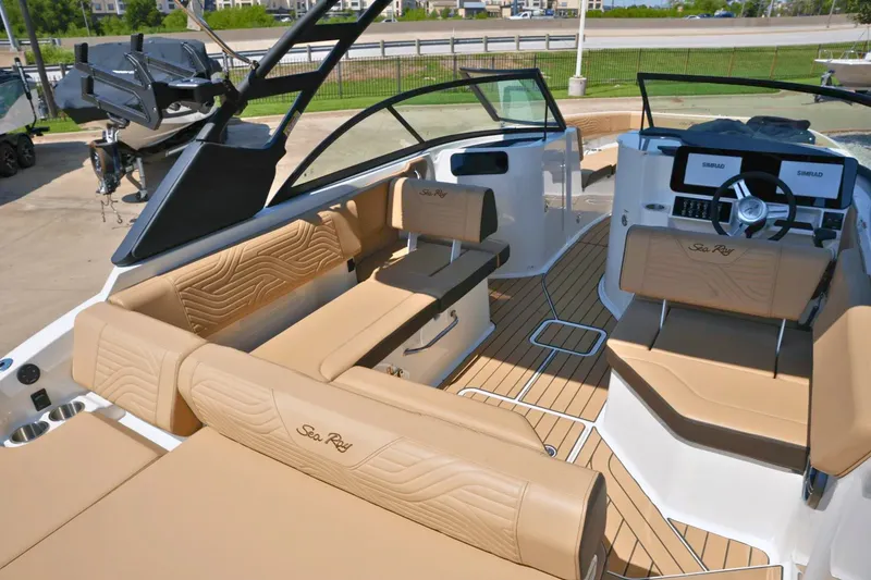 Slide: The Image of Sea Ray SDX 230 Surf 2026 - 5