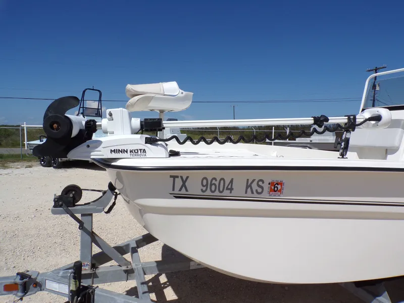 Slide: The Image of Mako Pro Skiff 19 CC 2023 - 27