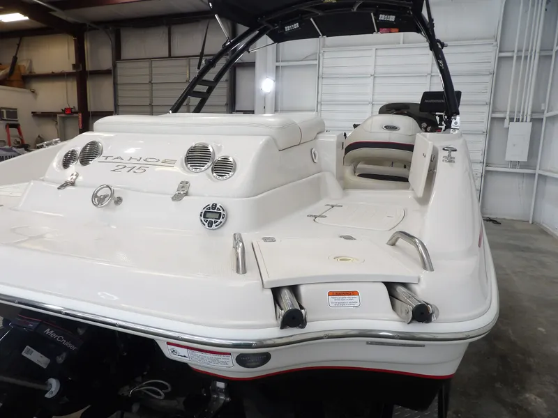 Slide: The Image of Tahoe 215XI 2015 - 11