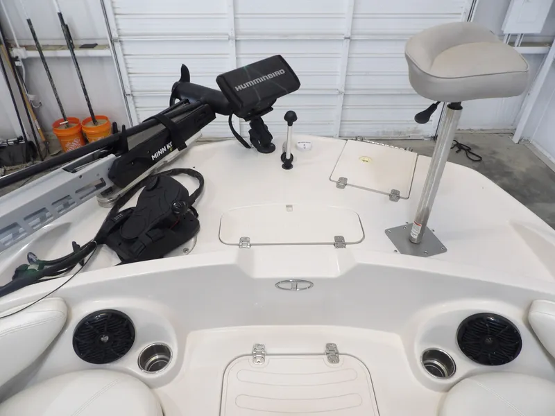 Slide: The Image of Tahoe 215XI 2015 - 15