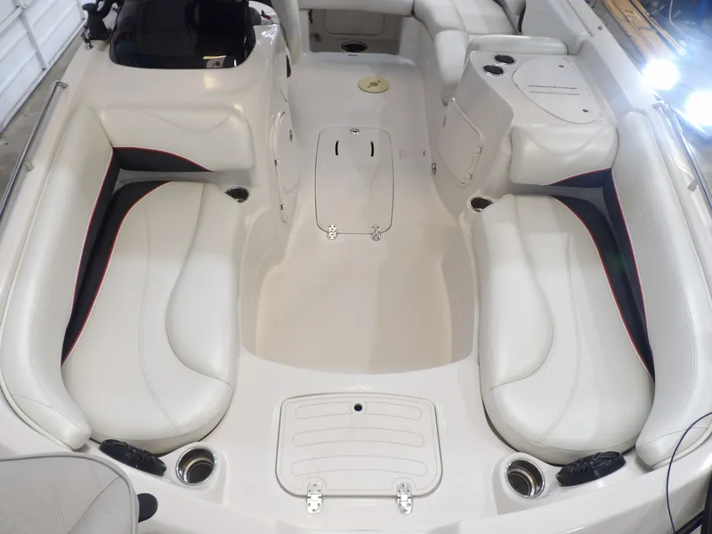 Slide: The Image of Tahoe 215XI 2015 - 16