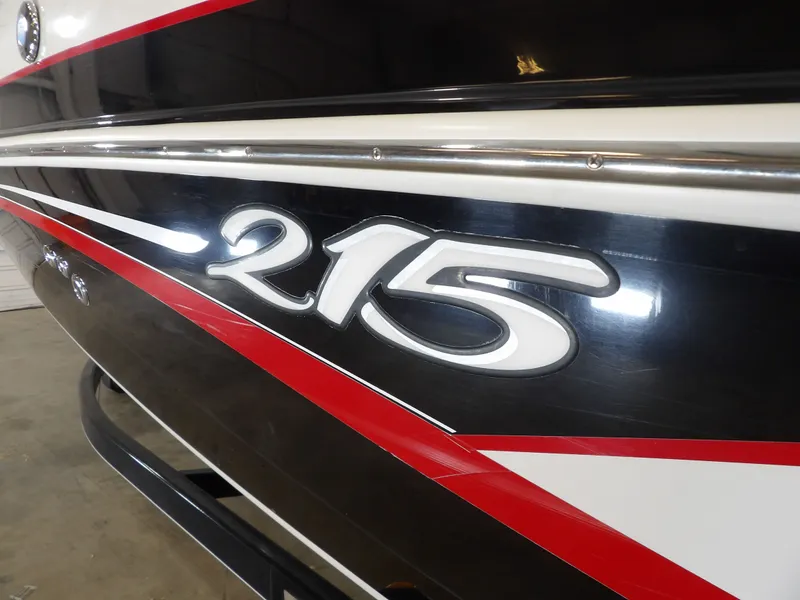 Slide: The Image of Tahoe 215XI 2015 - 33