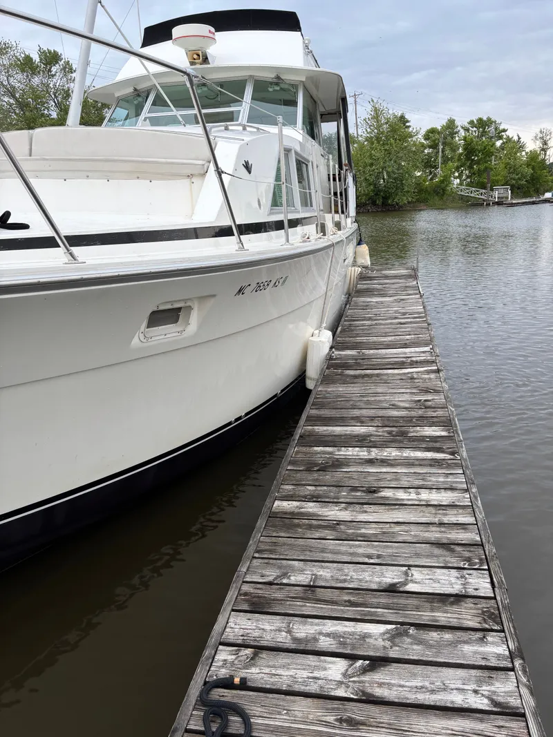 Slide: The Image of Bertram 42 Motor Yacht 1977 - 5