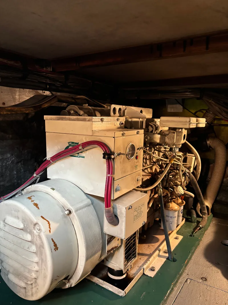 Slide: The Image of Bertram 42 Motor Yacht 1977 - 56