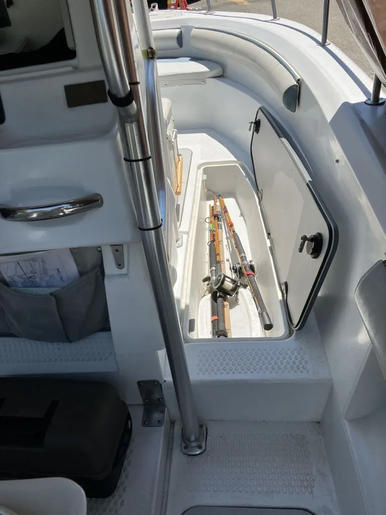 Slide: The Image of Triumph 210 CC 2005 - 7