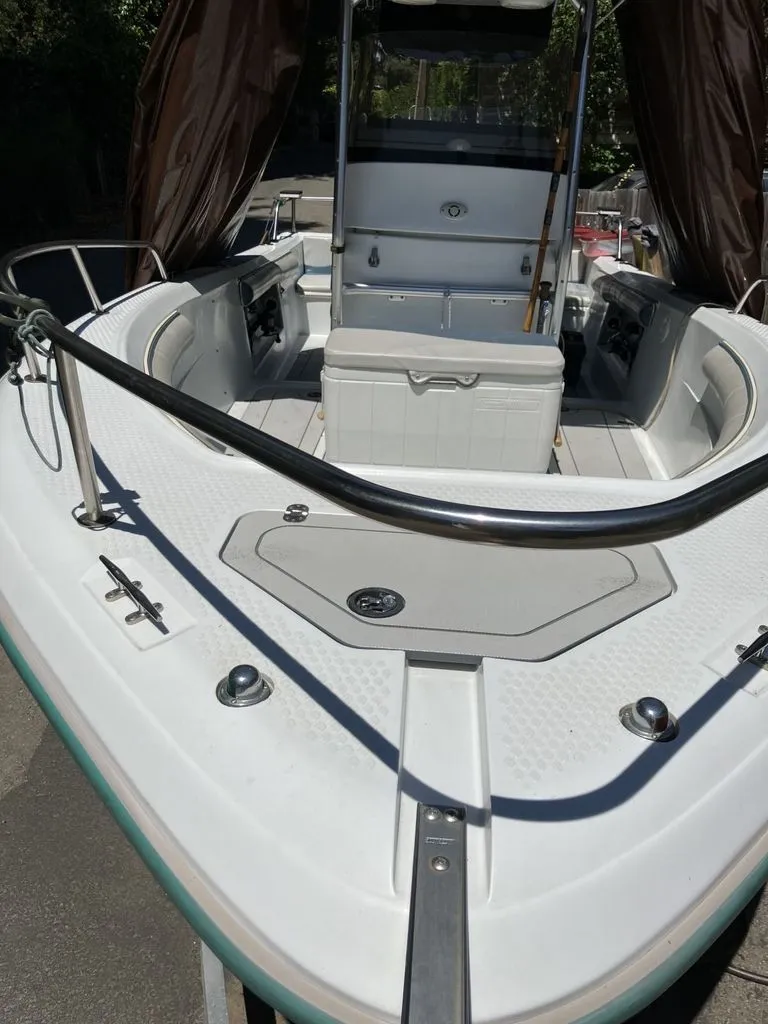 Slide: The Image of Triumph 210 CC 2005 - 8