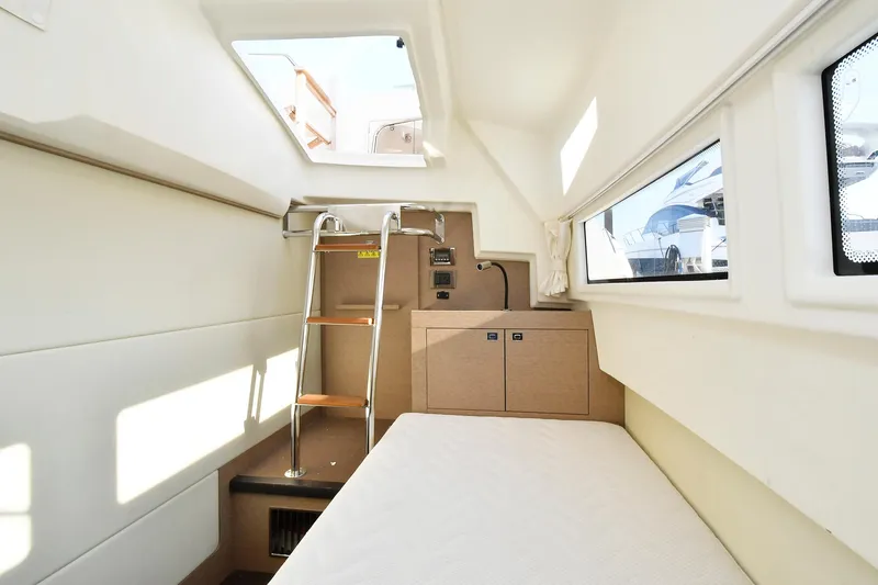 Slide: The Image of Prestige 560 2018 - 53