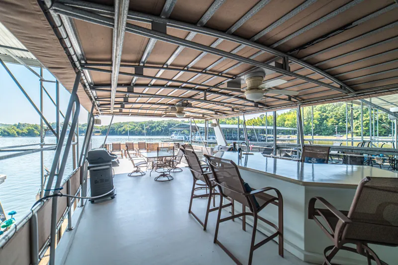 Slide: The Image of Sharpe 75' Houseboat 2001 - 25